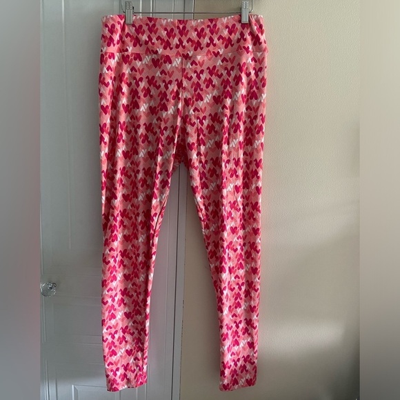 LuLaRoe Tall & Curvy Valentine Heart Leggings - Picture 1 of 8